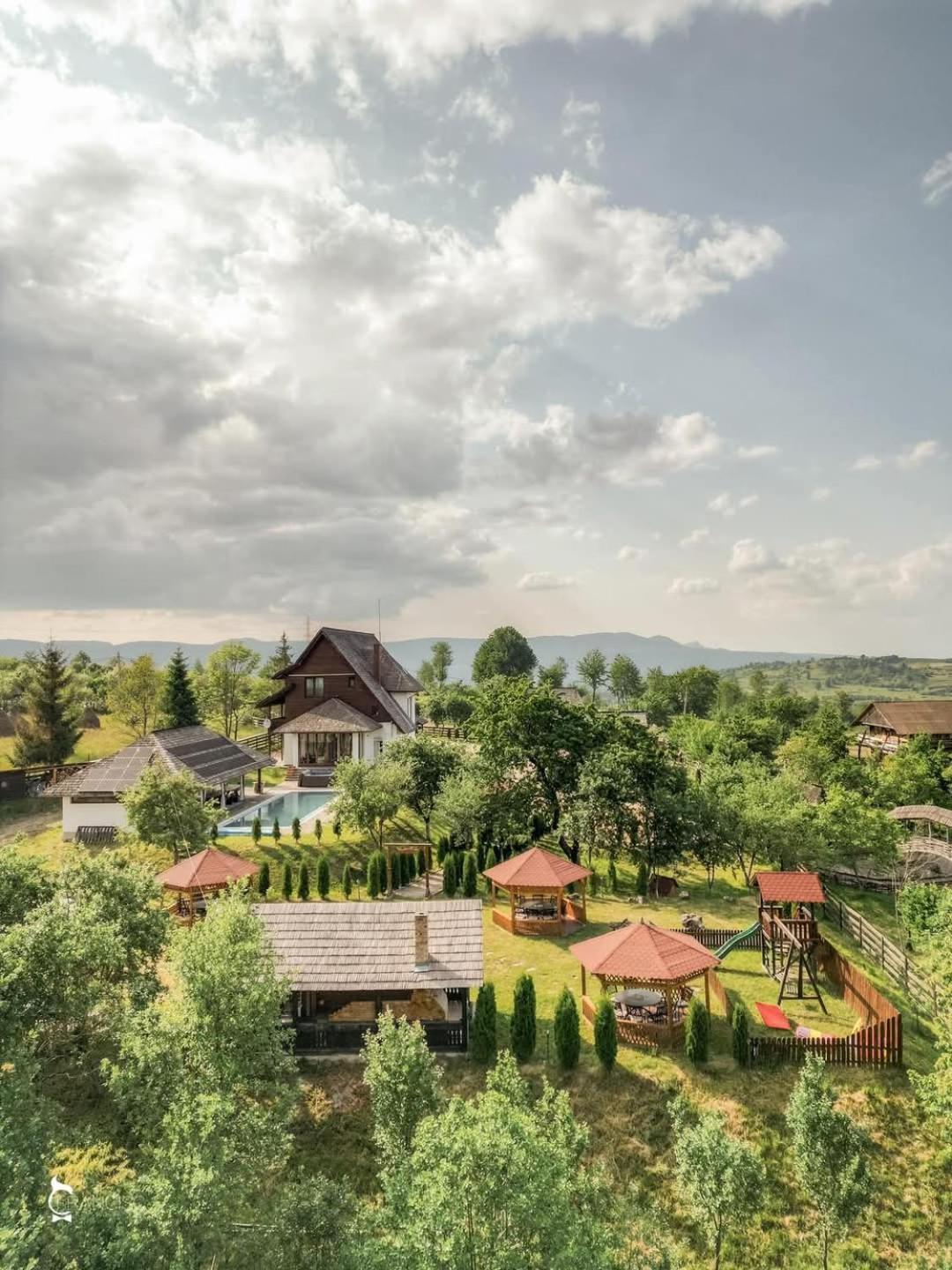 Soare-N Maramures Budeşti المظهر الخارجي الصورة