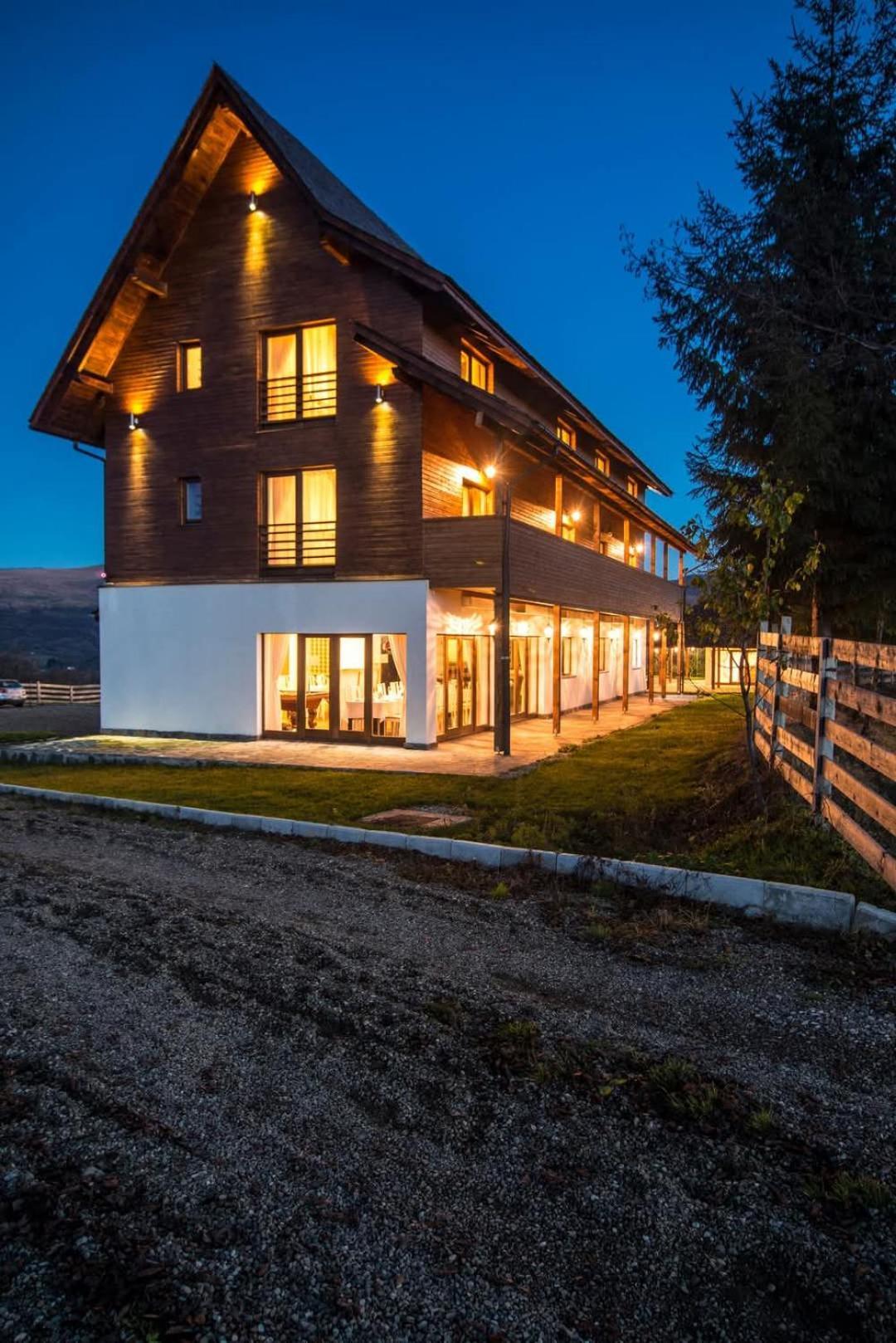Soare-N Maramures Budeşti المظهر الخارجي الصورة