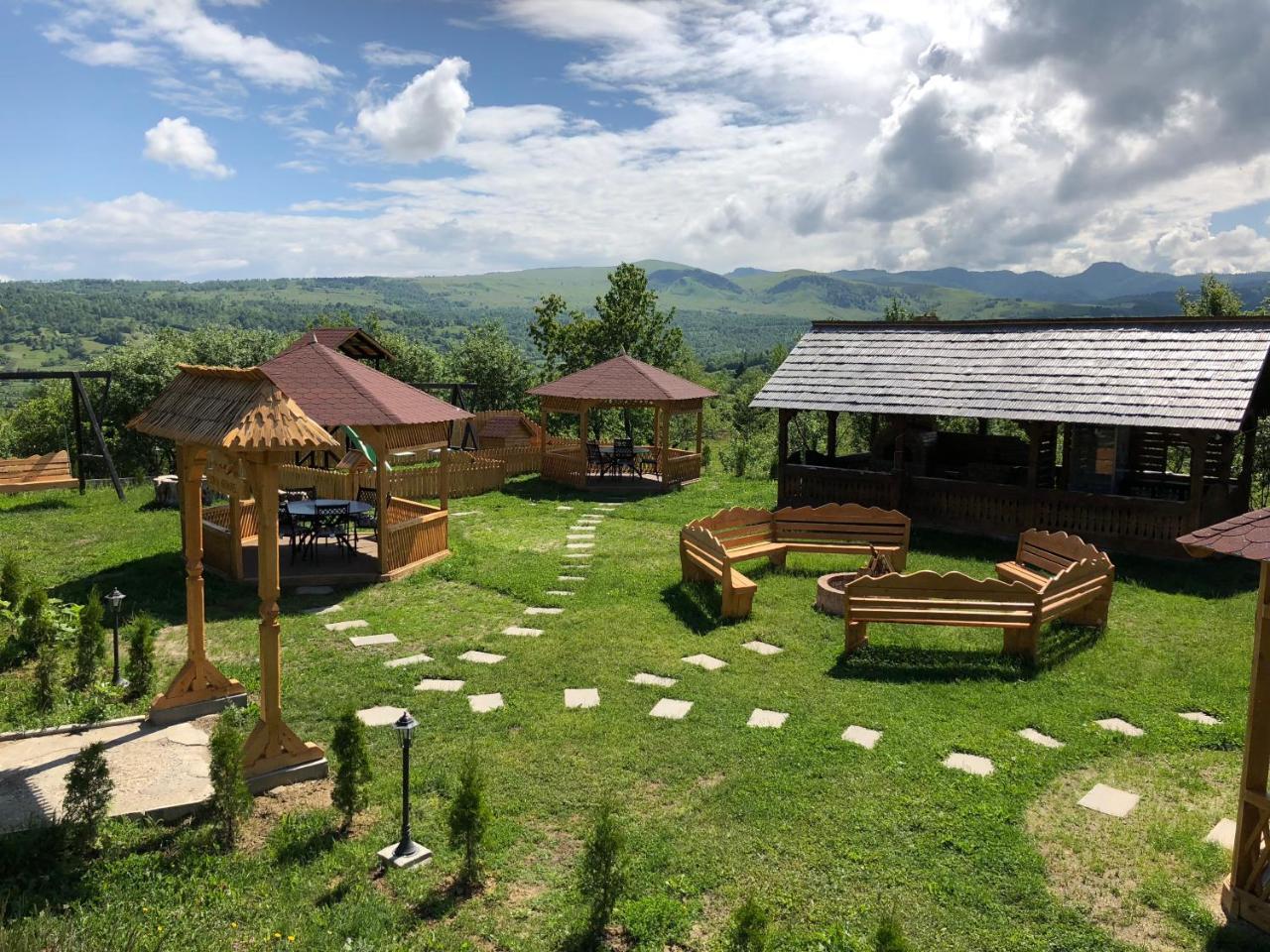 Soare-N Maramures Budeşti المظهر الخارجي الصورة